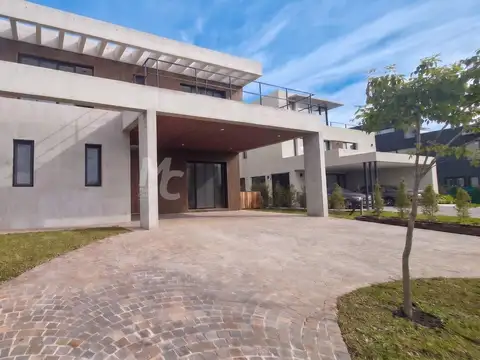 Casa en Venta de 5 dormitorios