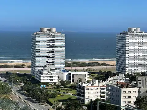 Departamento en Alquiler Temporal en Punta del Este, USD 16.000