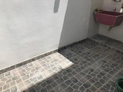 Depto Tipo Casa en Alquiler 30 años