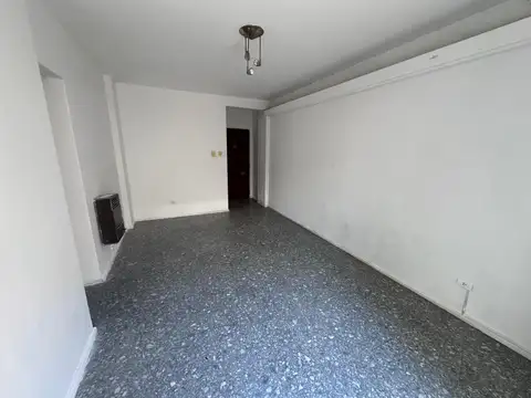 Camargo 700, Piso 3