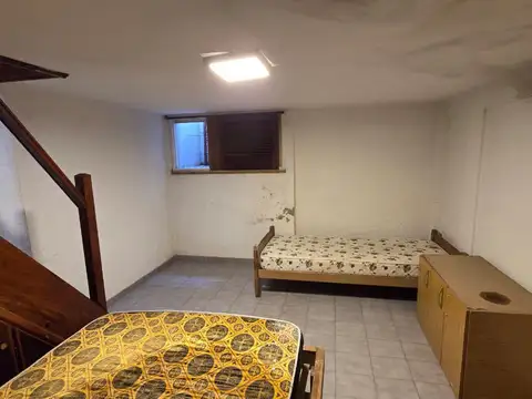 Casa 2 ambientes con 1 baño