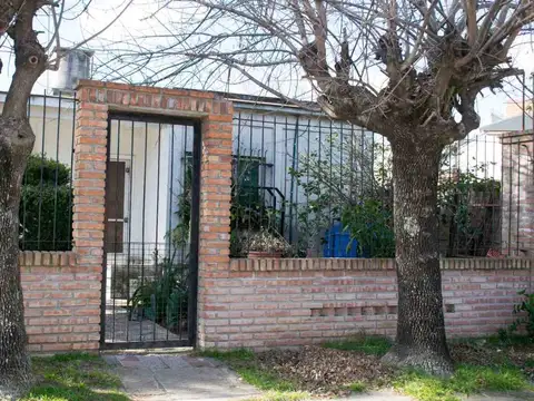 CASA LOTE PROPIO 600M2 OPORTUNIDAD EN VILLA CELINA