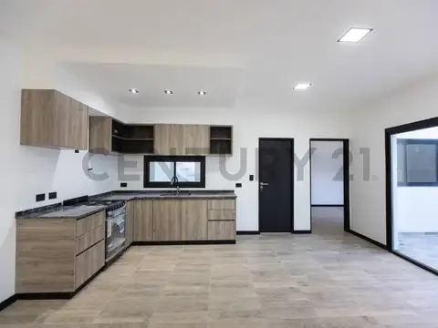 VENTA CASA 5 AMBIENTES APTO CREDITO- A ESTRENAR EN SANTOS LUGARES- ACEPTA PERMUT