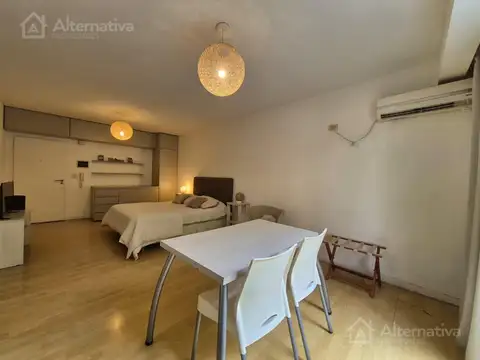 Laprida 1700