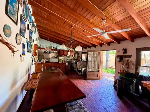 Casa 4 ambientes con 1 baño