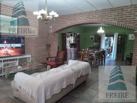 VENTA Casa 6 ambientes en Villa Morra, Pilar Centro