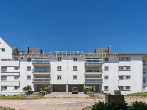 Departamento en Venta con 2 cocheras