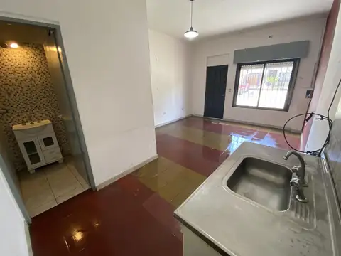 Depto Tipo Casa en Alquiler de Monoambiente