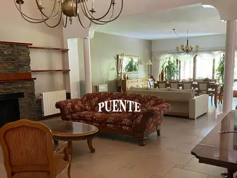 Casa en Venta de 5 dormitorios