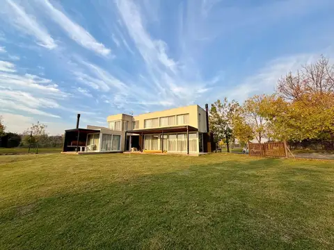 Casa en venta en El Cazal, Escobar - ID 6062