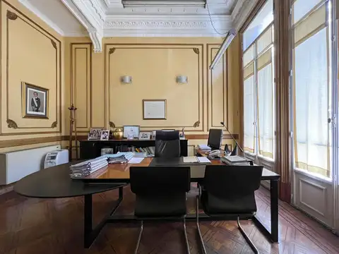 Oficina de jerarquía en Peatonal Cordoba y Corrientes