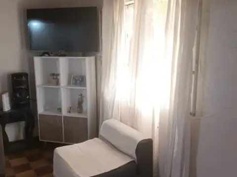 Casa en Alquiler con 2 cocheras