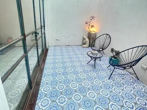 Casa 4 ambientes con 2 baños