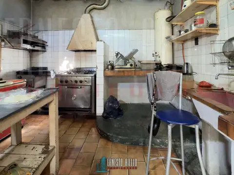 VENTA LOCAL EN ESQUINA COMERCIAL: BAR MURILLO. RIBERA QUILMEÑA