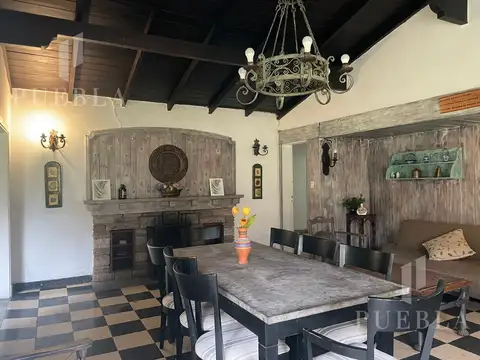 Casa en Venta de 5 dormitorios