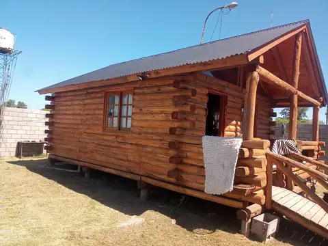 VENTA DE LOTE CON LOCAL Y QUINTA COPN PILETA EN 8200 M2