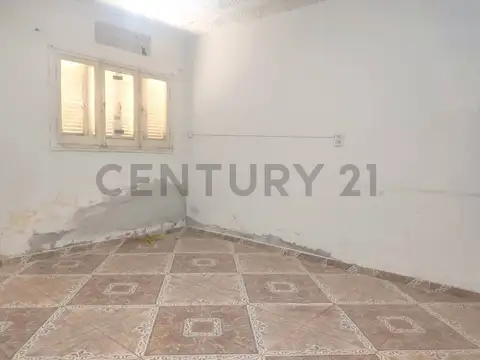 Eusebio Blanco 100, Piso 0