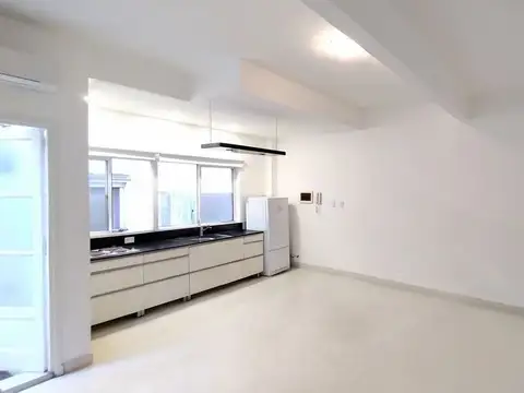 Depto Tipo Casa en Venta de 1 dormitorio