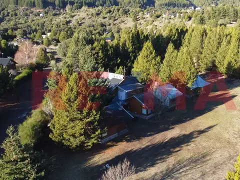 Casa 9 ambientes con 4 baños