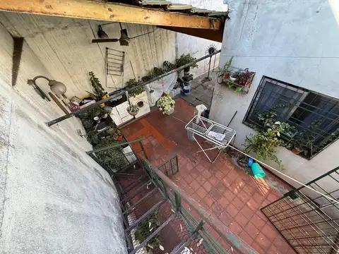 Venta casa lote propio cochera en Jose Ingenieros