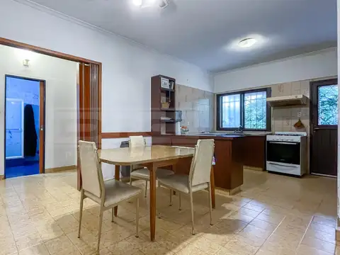 Depto Tipo Casa en Venta en Olivos Maipú/Uzal, USD 180.000