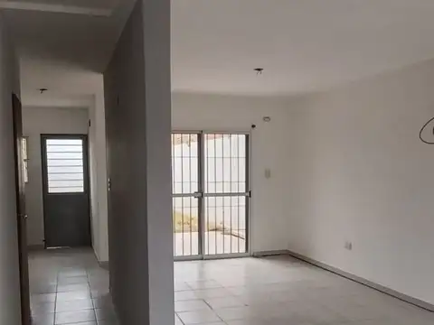 Casa - Alquiler - Argentina, Concordia - AVENIDA CHAJARI 1200