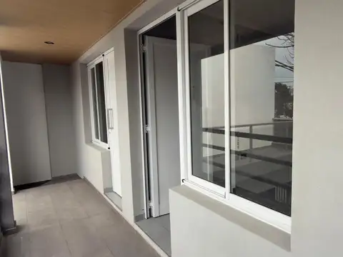 Departamento en Alquiler al Este