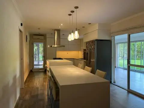 Casa en Venta en Echeverria Del Lago, USD 330.000