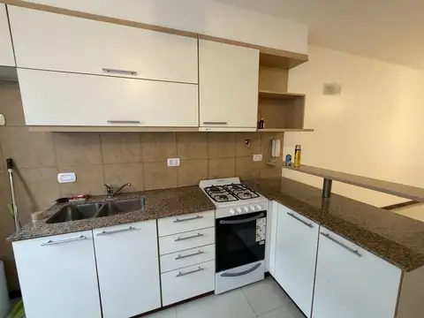 Depto Tipo Casa en Alquiler de 3 ambientes