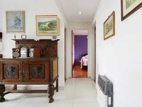 Departamento 4 ambientes con 2 baños