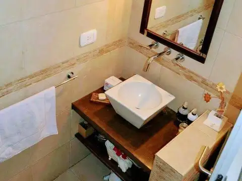 Casa 4 ambientes con 3 baños