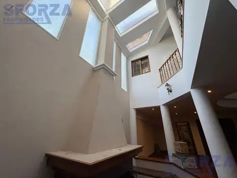 Casa en Alquiler al Oeste