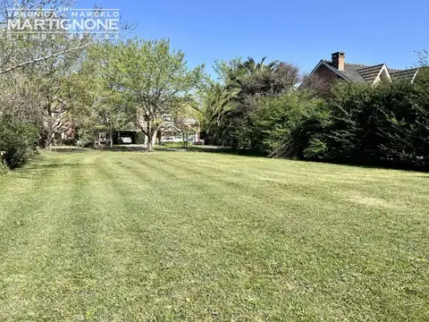 Terreno en Venta en La Delfina, USD 150.000