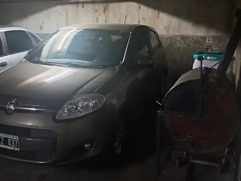 VENTA COCHERA MICROCENTRO