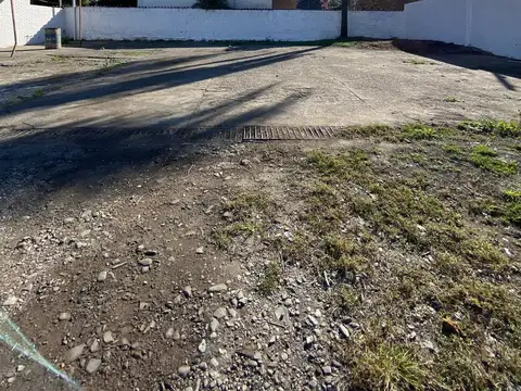 ALQUILER EN TAFI VIEJO 1400m²