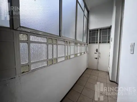 Luzuriaga al 200