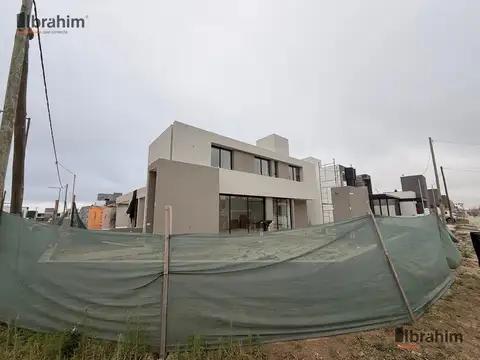 Casa en Docta Avenida