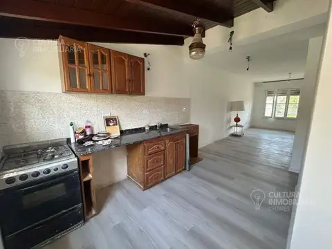 Depto Tipo Casa en Venta en Ciudad Jardín del Palomar, USD 148.900