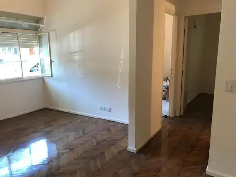 VENTA DPTO 2 AMB+ESCRIT PB FRENTE PATIO COGHLAN