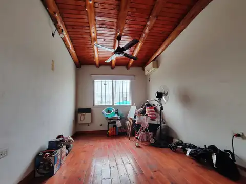 Casa y 2 Departamentos B° Lanusse