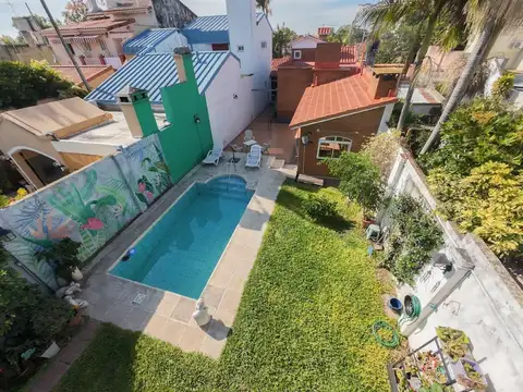 Casa en barrio 7 Jefes