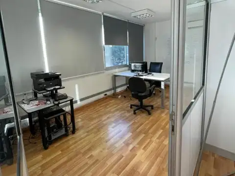 Oficina 3 ambientes con 1 baño