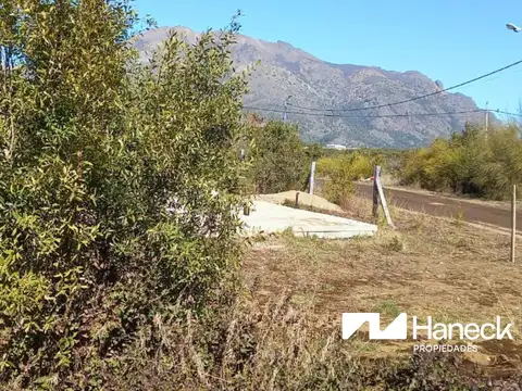 Lote en Esquina - Valle Azul - excelente ubicacion