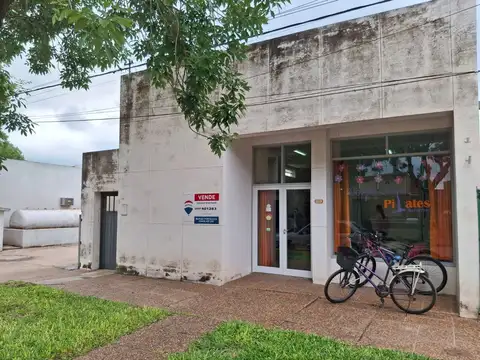 VENTA LOCAL COMERCIAL EN LOCALIDAD DE FELICIA