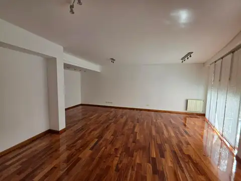 Departamento en Alquiler de 3 ambientes