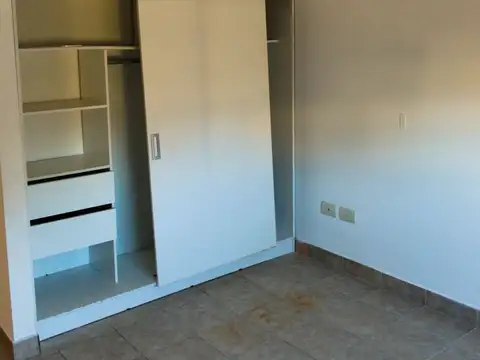 Achaval 300, Piso 7