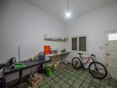 VENTA LOCAL MAS CASA MAS DEPARTAMENTO  BELLA VISTA