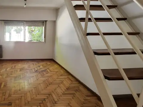 J Ramirez De Velasco 700, Piso 2