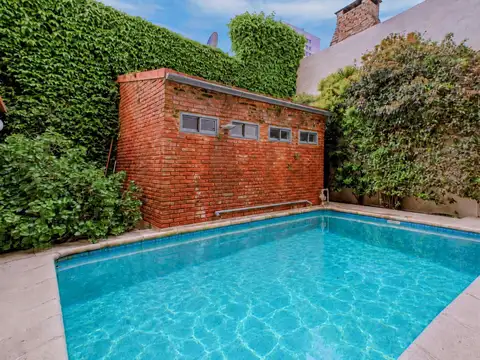Venta casa de 4 pisos y 7ambientes en Palermo Soho con Pileta y Garage