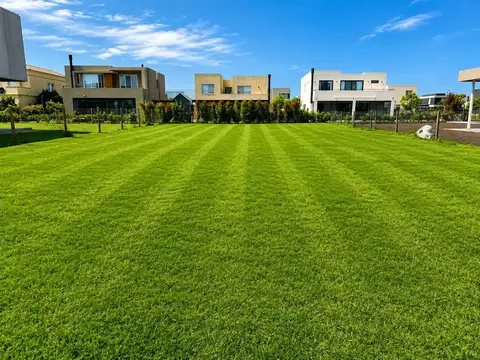 Venta Lote en Barrio Araucarias OPORTUNIDAD